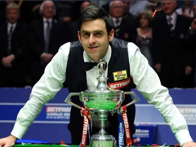 而是由多重 而是由多重