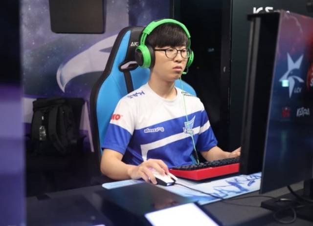 他既懂中超 他既懂中超